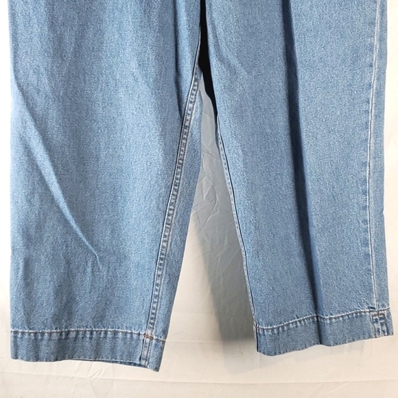 Vintage L.L. Bean‎ Denim Capri - Picture 3 of 9